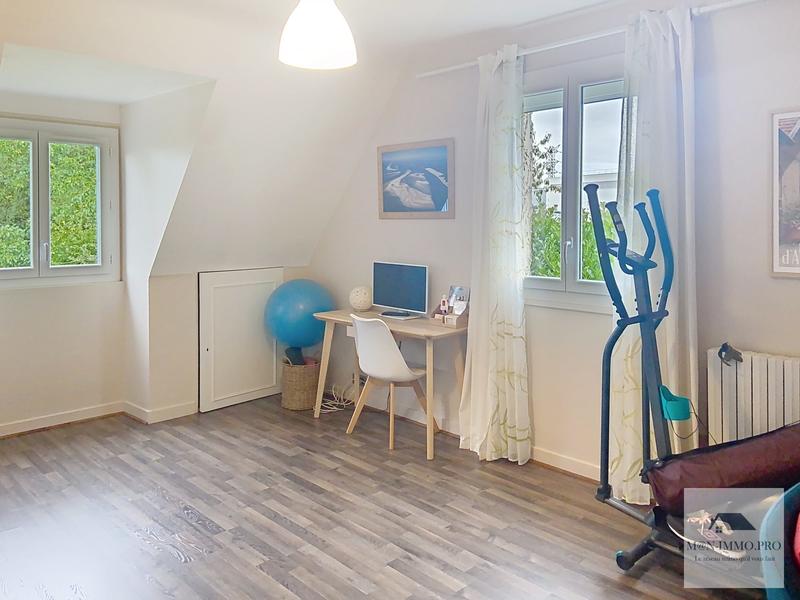 Maison - 166 m² - 6 pièces