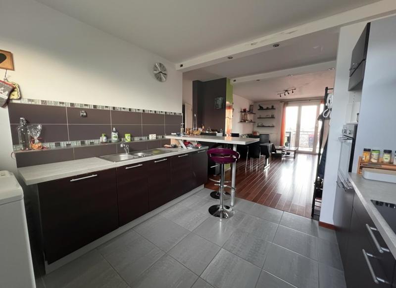 Appartement - 61 m² - 3 pièces