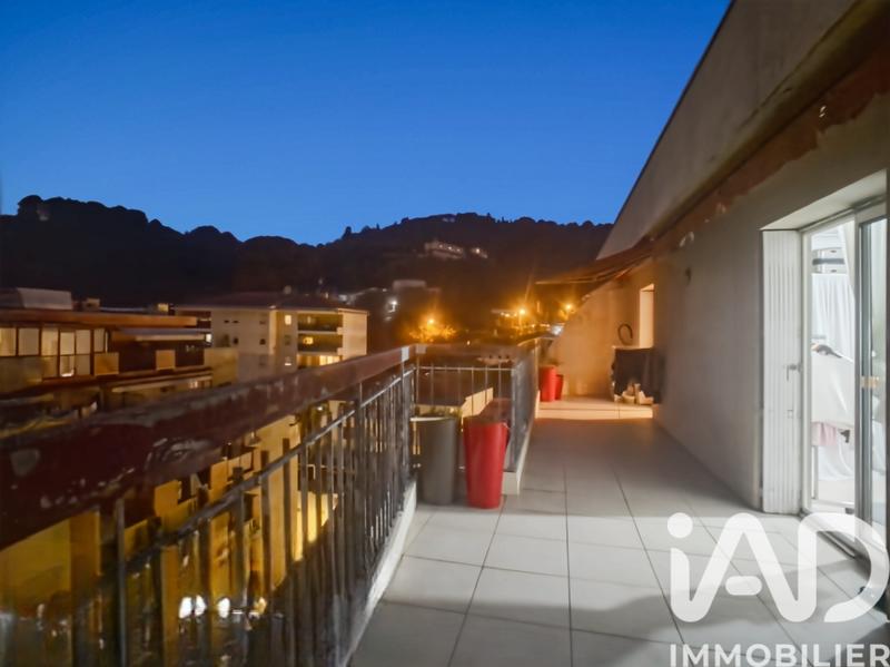 Appartement - 58 m² - 3 pièces