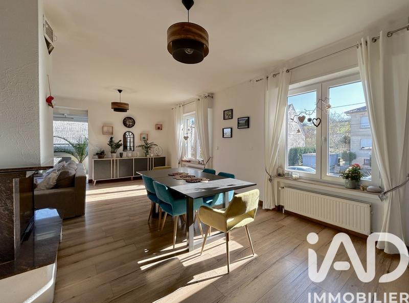 Maison - 180 m² - 7 pièces