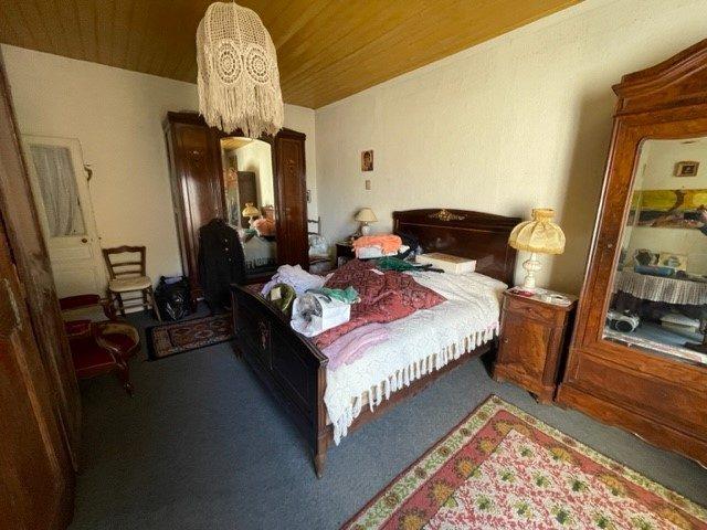 Maison ancienne - 200 m² - 10 pièces