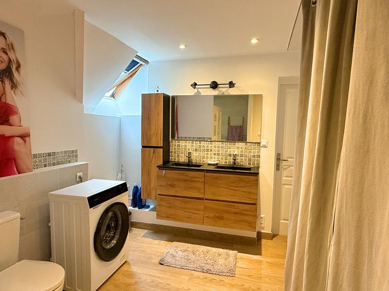 Maison - 165 m² - 6 pièces