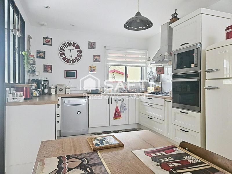 Maison - 96 m² - 4 pièces