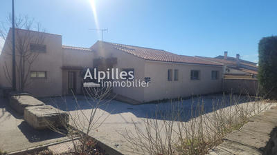 Maison - 186 m² - 10 pièces