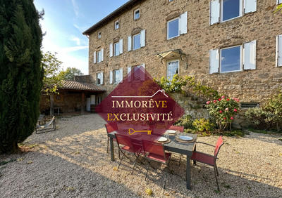 Maison - 357 m² - 11 pièces