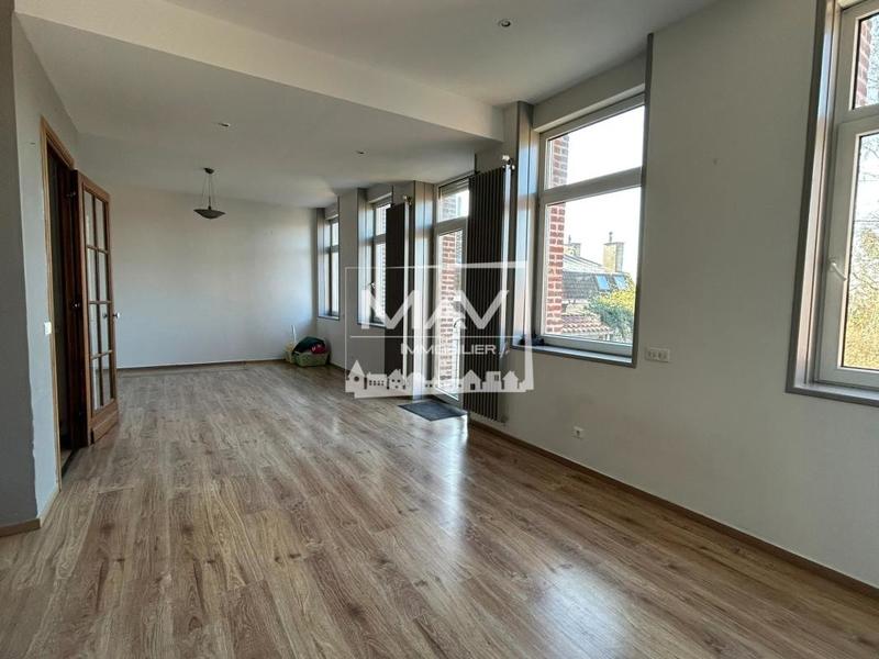 Immeuble - 400 m² - 18 pièces