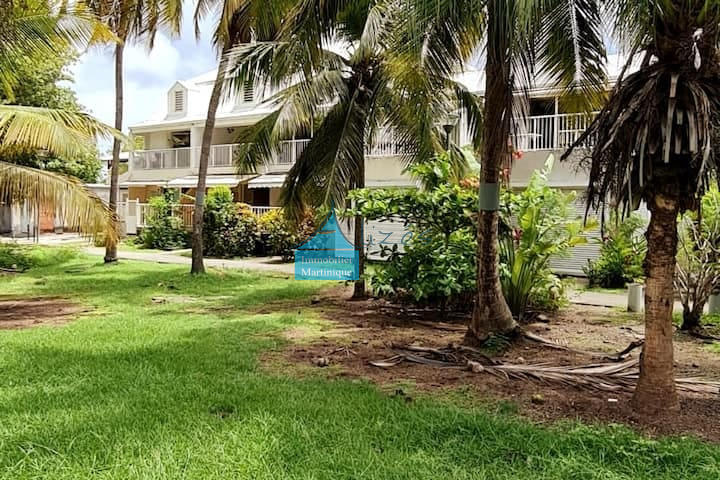 Appartement - 65 m² - 2 pièces