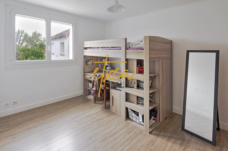 Maison - 163 m² - 6 pièces