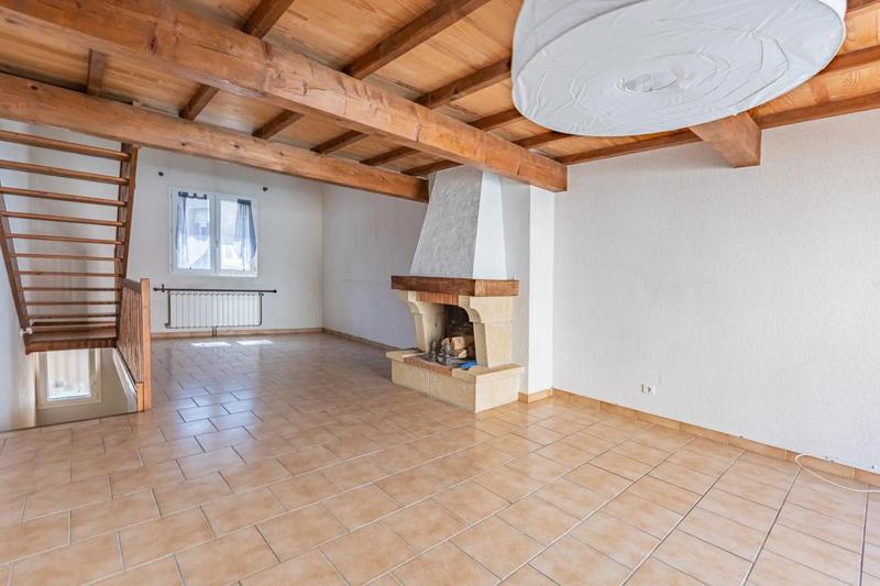 Maison - 216 m² - 6 pièces