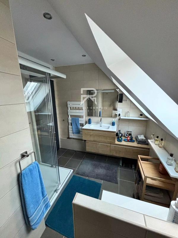 Maison - 124 m² - 6 pièces