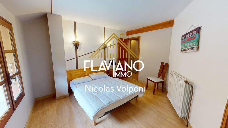 Appartement - 193 m² - 5 pièces