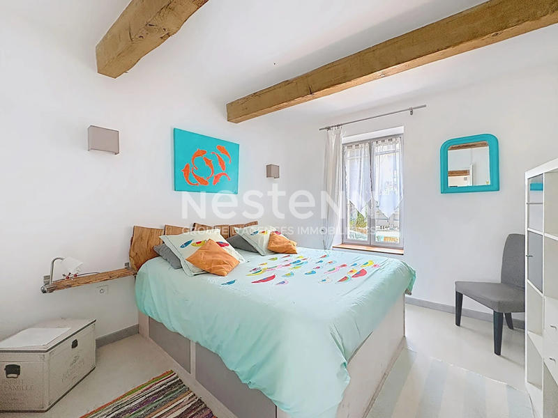 Maison - 185 m² - 9 pièces