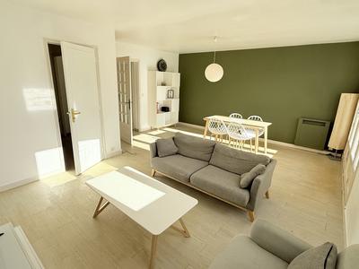 Appartement - 98 m² - 5 pièces