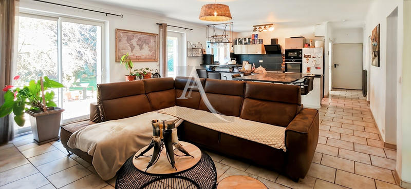 Maison - 135 m² - 7 pièces