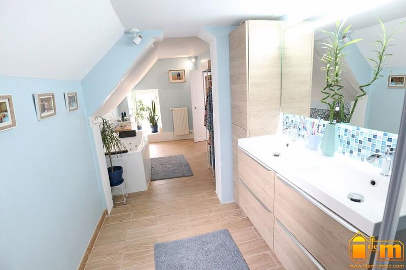 Maison de village - 110 m² - 4 pièces