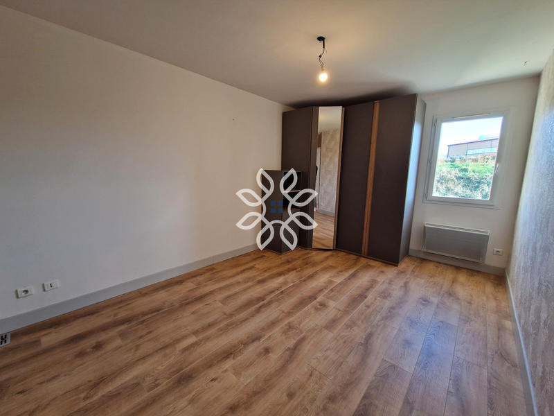 Maison de village - 100 m² - 4 pièces