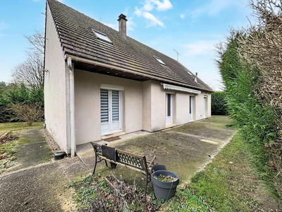 Maison - 140 m² - 4 pièces