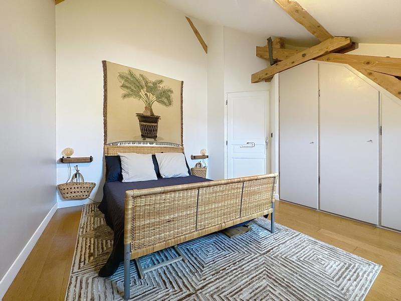 Appartement - 183 m² - 7 pièces