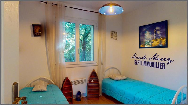 Villa - 160 m² - 8 pièces