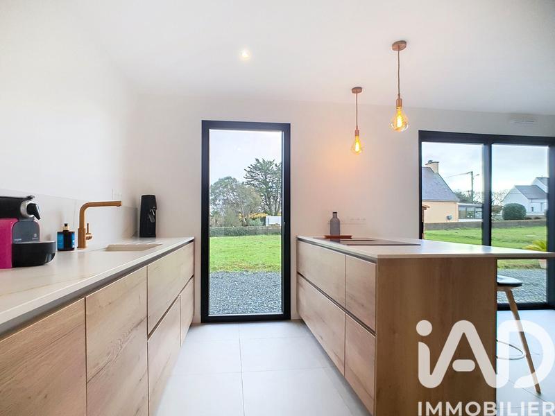 Maison - 90 m² - 6 pièces