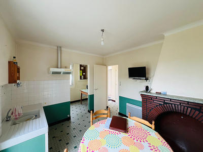 Maison - 96 m² - 6 pièces