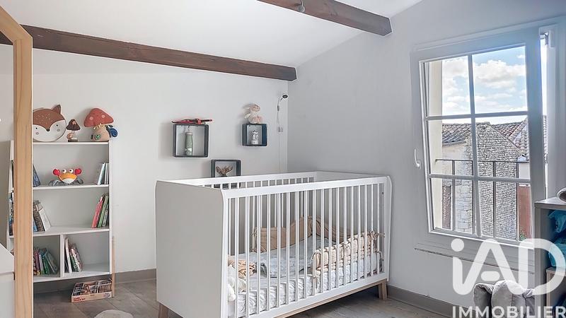 Maison - 225 m² - 10 pièces