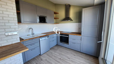 Appartement - 76 m² - 3 pièces