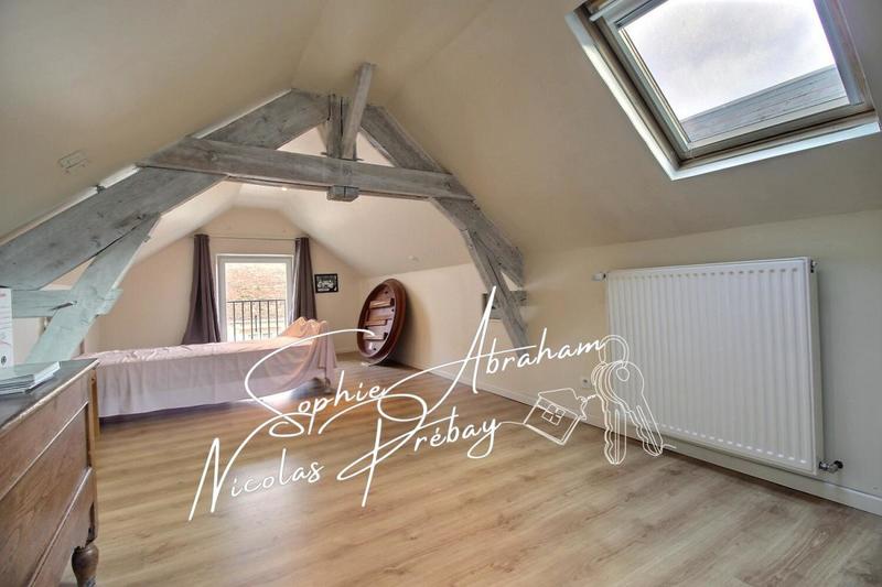 Maison - 165 m² - 9 pièces