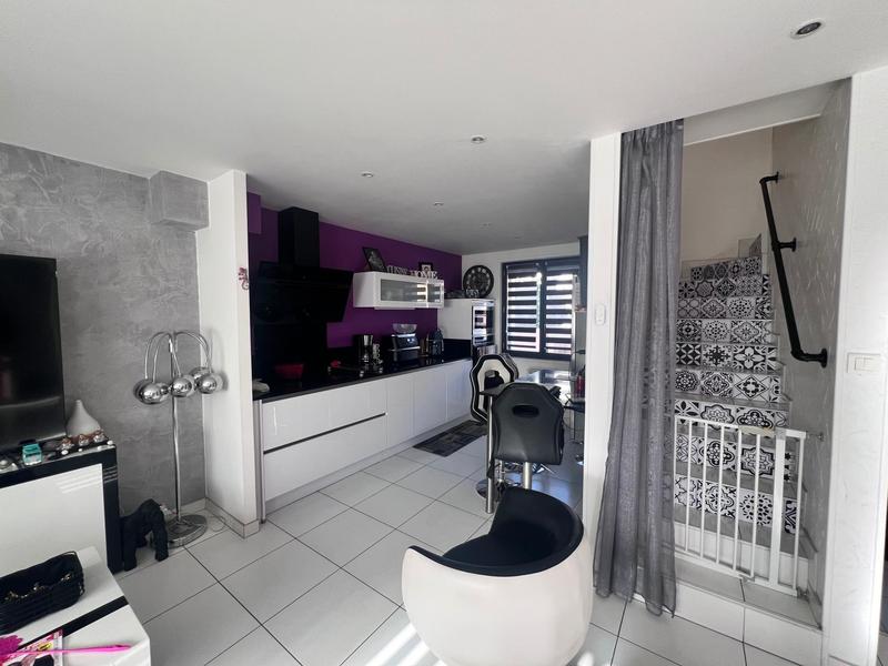 Maison - 78 m² - 5 pièces