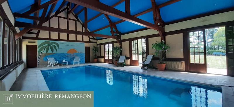 Demeure - 399 m² - 8 pièces