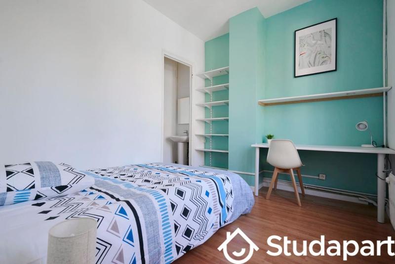 Chambre - 10 m² - 1 pièce