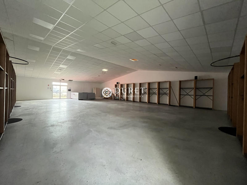 Local d'activités - 1 200 m²