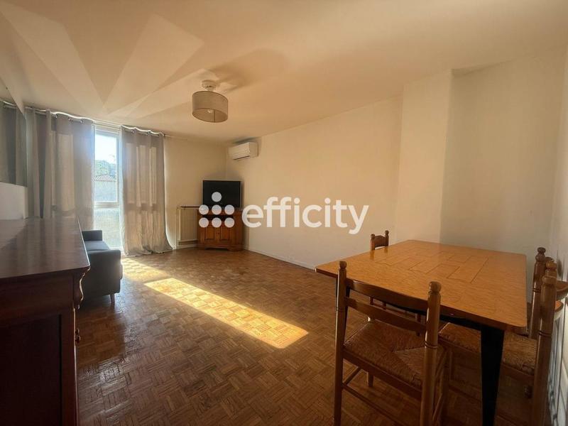 Appartement - 70 m² - 3 pièces