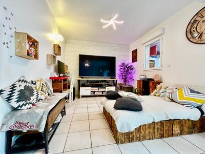 Maison - 94 m² - 4 pièces