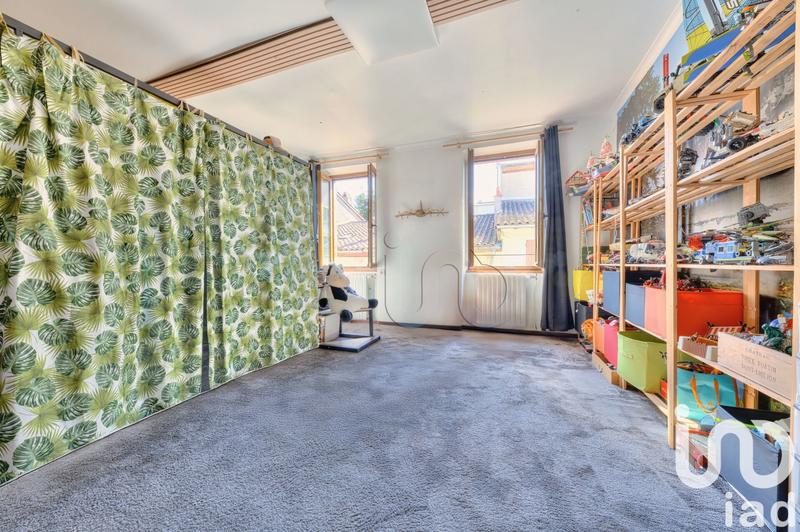 Maison - 315 m² - 10 pièces