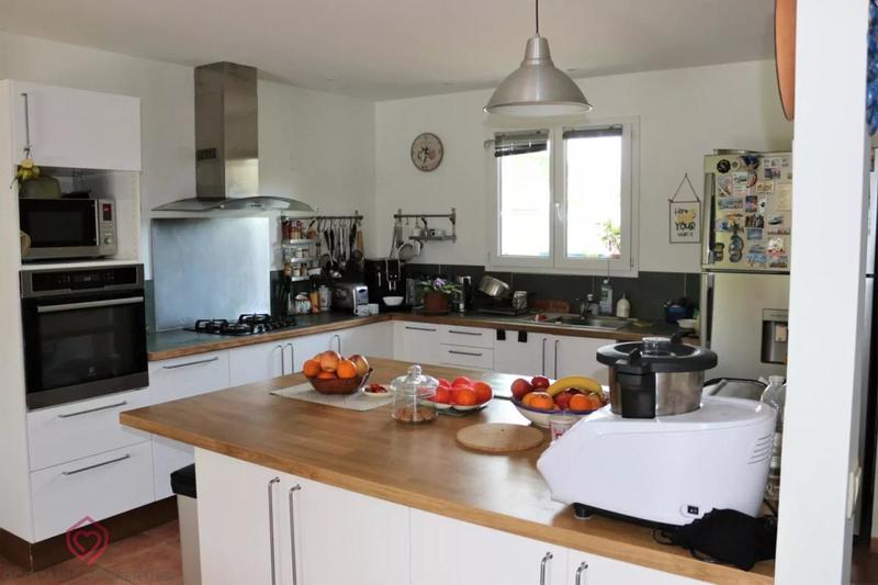 Villa - 150 m² - 5 pièces