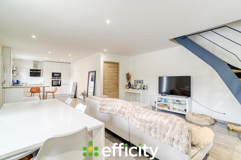 Appartement - 105 m² - 4 pièces