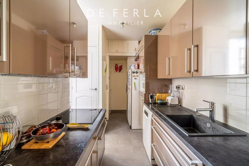 Appartement - 120 m² - 6 pièces