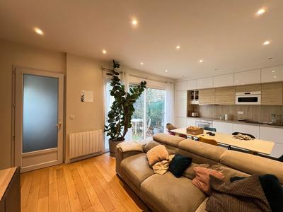 Maison - 108 m² - 4 pièces