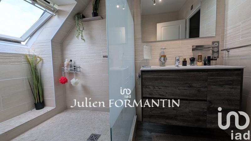 Maison - 200 m² - 7 pièces