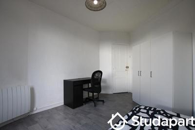 Chambre - 12 m² - 1 pièce