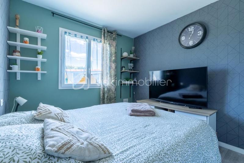 Maison - 181 m² - 7 pièces