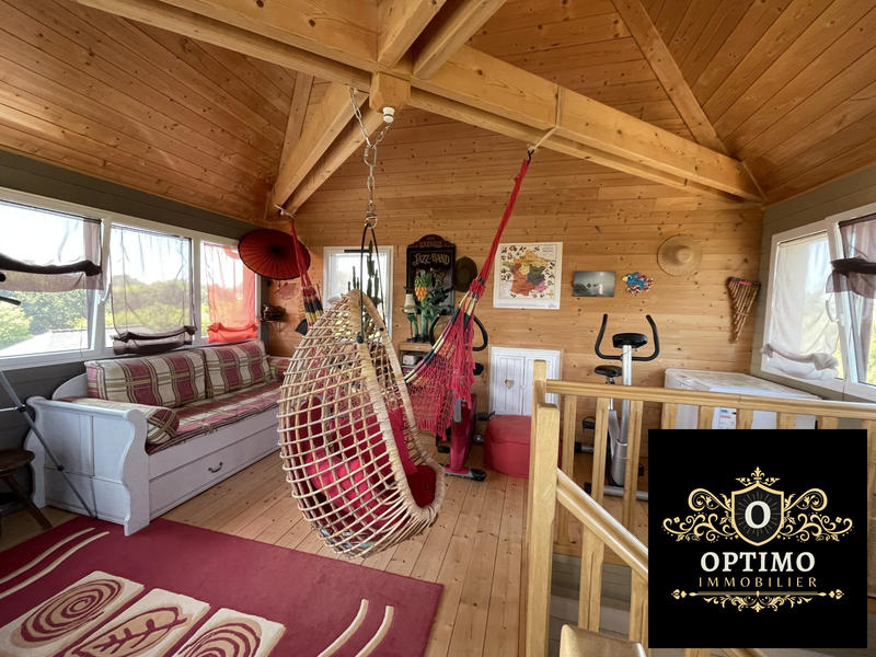 Villa - 168 m² - 9 pièces