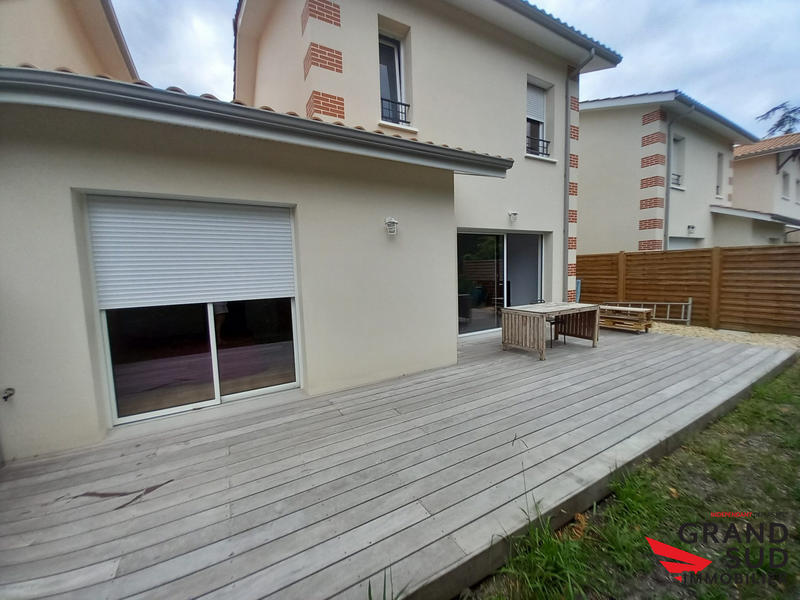 Maison - 110 m² - 5 pièces