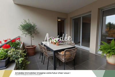 Appartement - 93 m² - 4 pièces