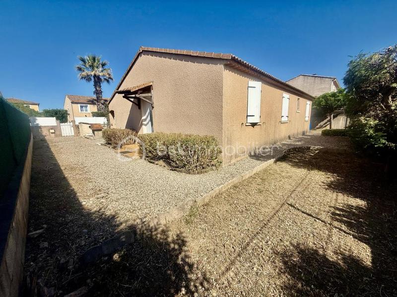 Maison - 95 m² - 4 pièces