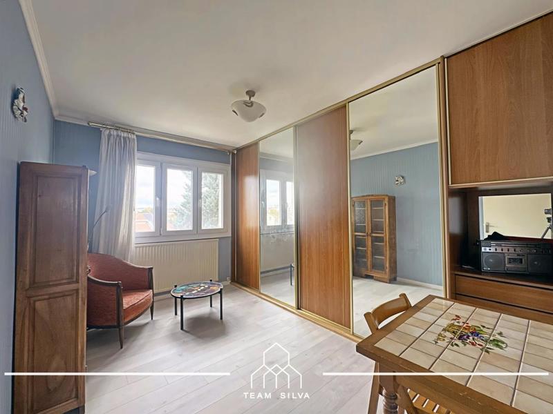 Appartement - 96 m² - 4 pièces