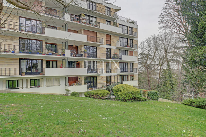 Appartement - 93 m² - 4 pièces