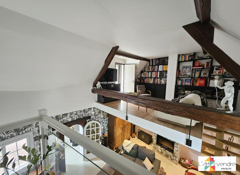 Maison - 156 m² - 8 pièces