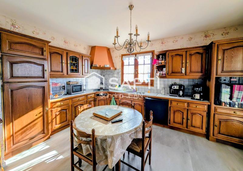 Maison - 143 m² - 5 pièces